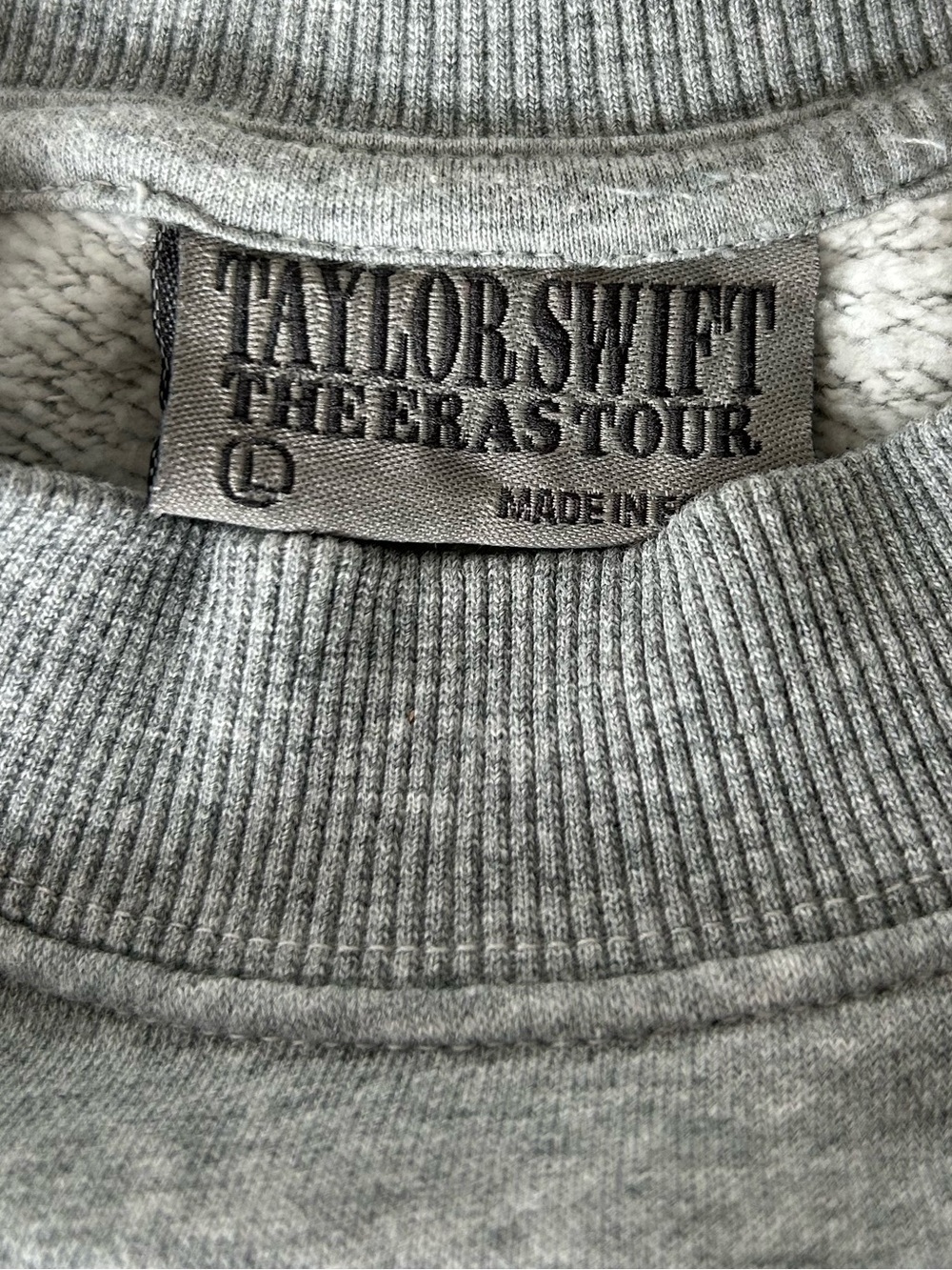 Taylor Swift “The ErasTour” Sweatshirt Oversized Heather Grey Size Large - Picture 4 of 7